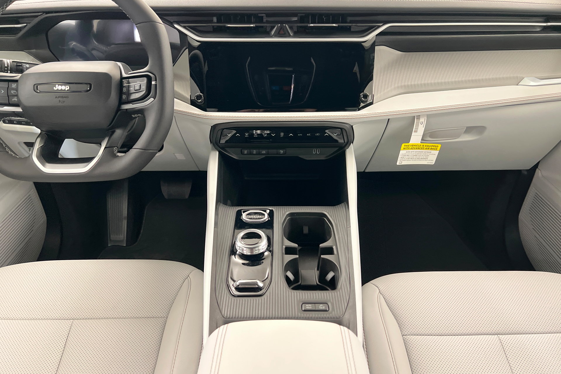 New 2026 Jeep Cherokee Limited AWD/4WD image 13