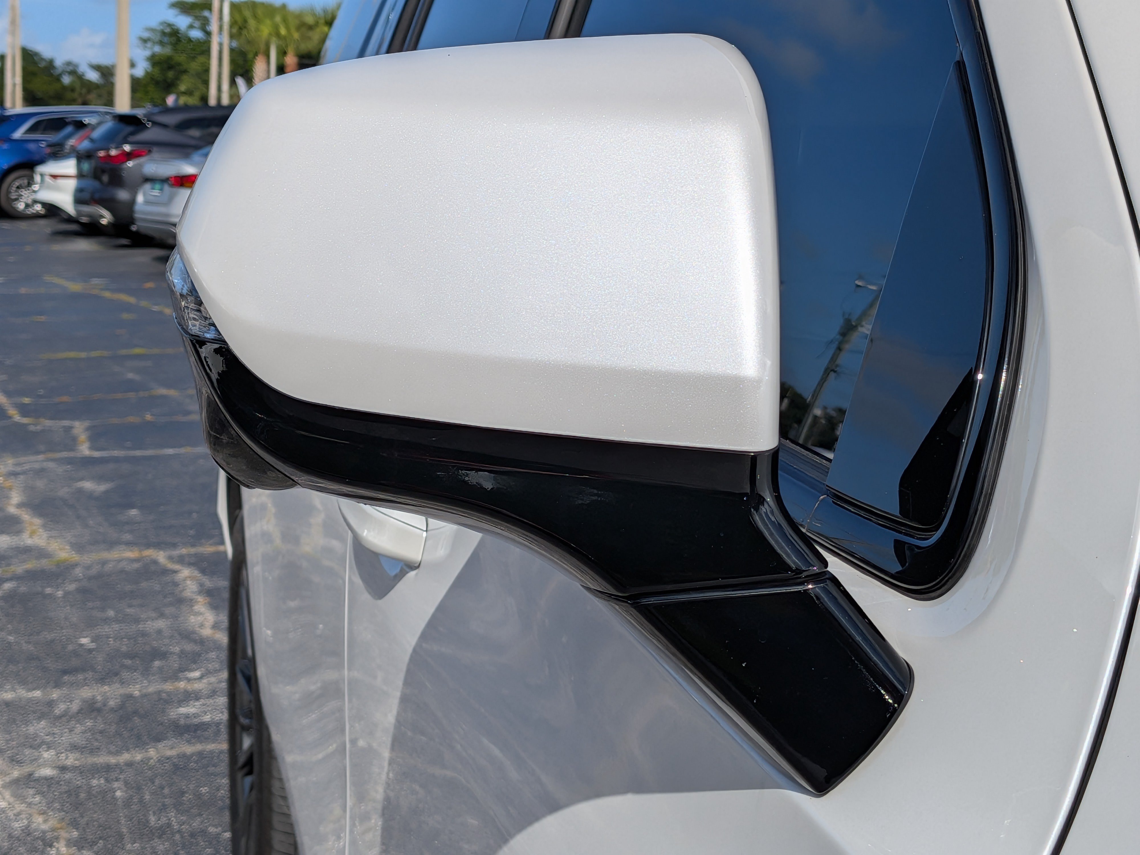 Certified 2025 Cadillac Escalade ESV Sport Platinum AWD/4WD image 11