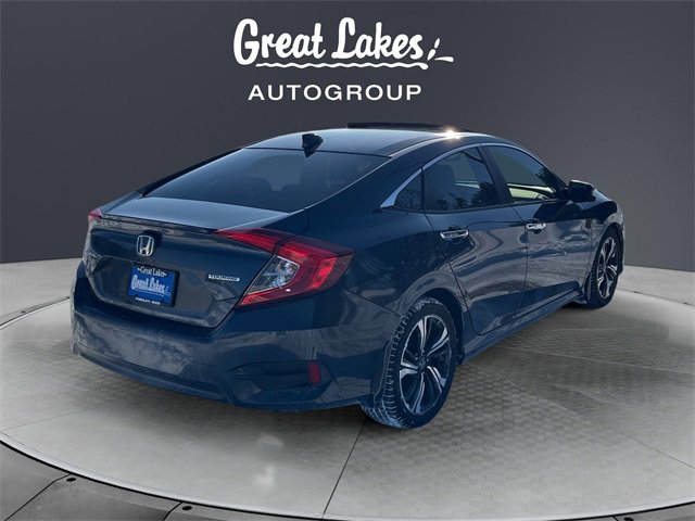 Used 2018 Honda Civic Touring image 5