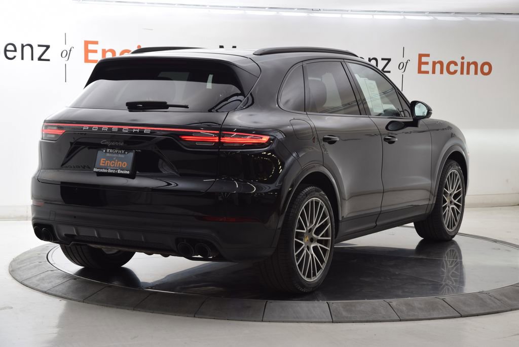 Used 2022 Porsche Cayenne image 6