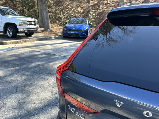 Used 2025 Volvo XC60 B5 Ultra w/ Protection Package Premier image 21