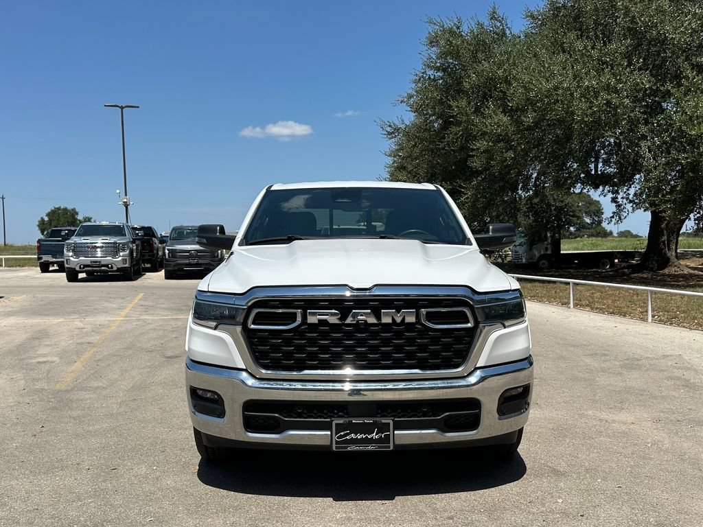 Used 2025 RAM 1500 Big Horn AWD/4WD image 2