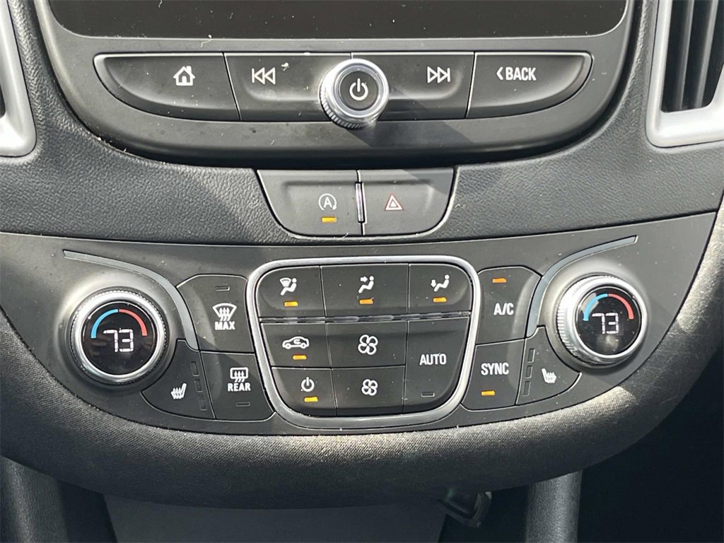 Used 2024 Chevrolet Malibu LT image 23