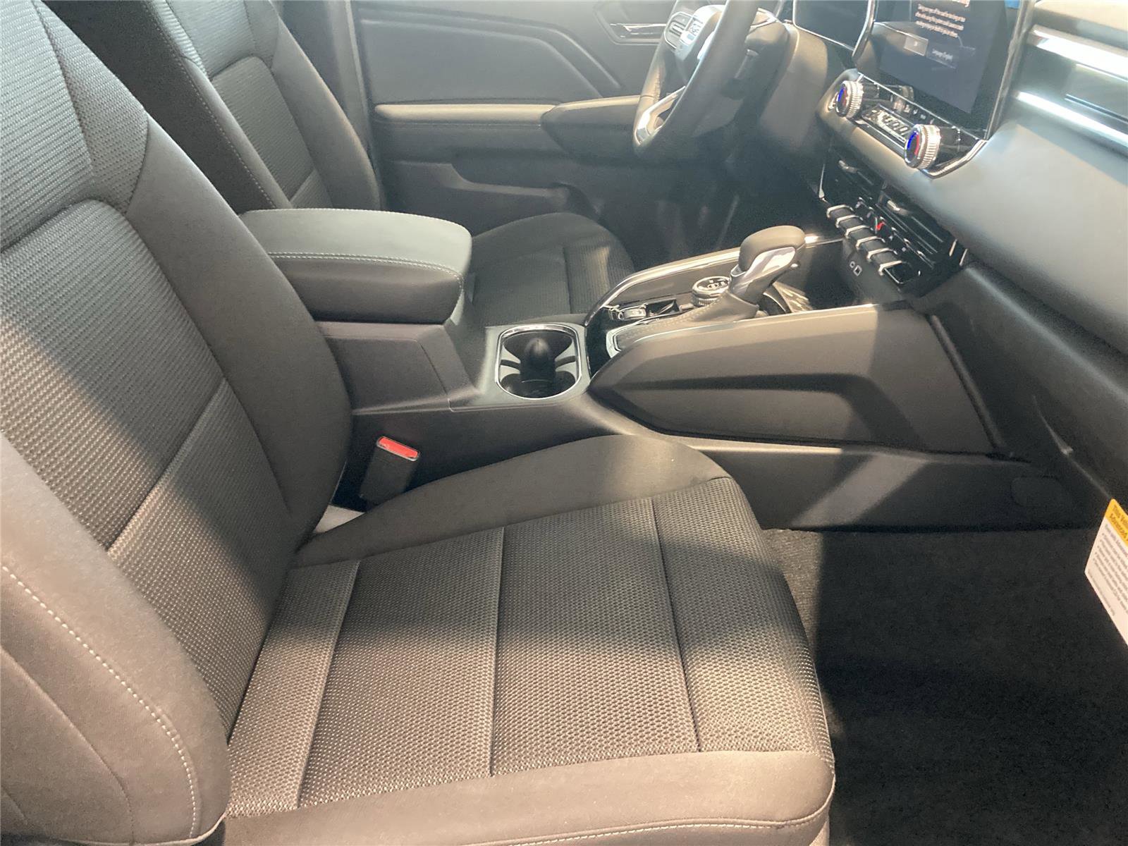 New 2026 GMC Canyon Elevation w/ Convenience Package image 31