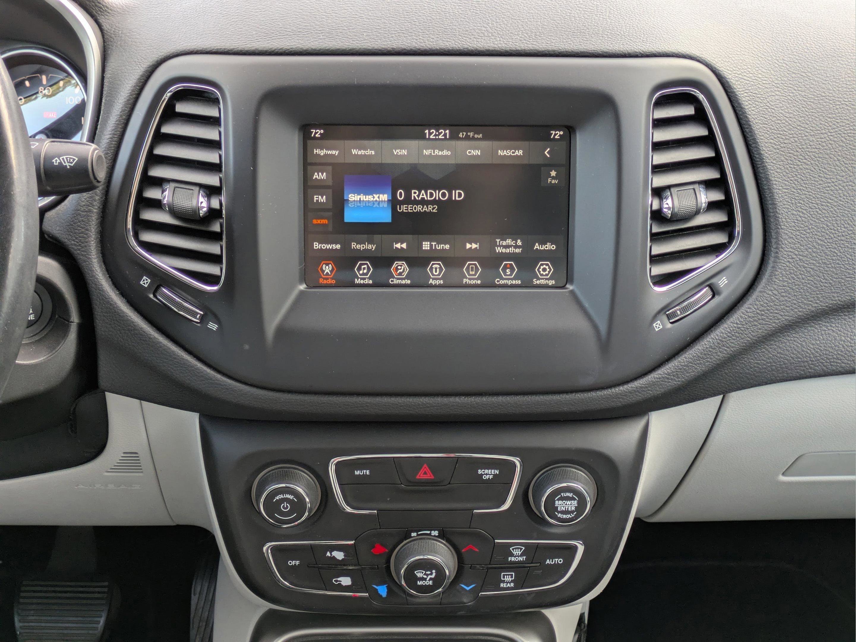 Used 2019 Jeep Compass Latitude w/ Popular Equipment Group image 26