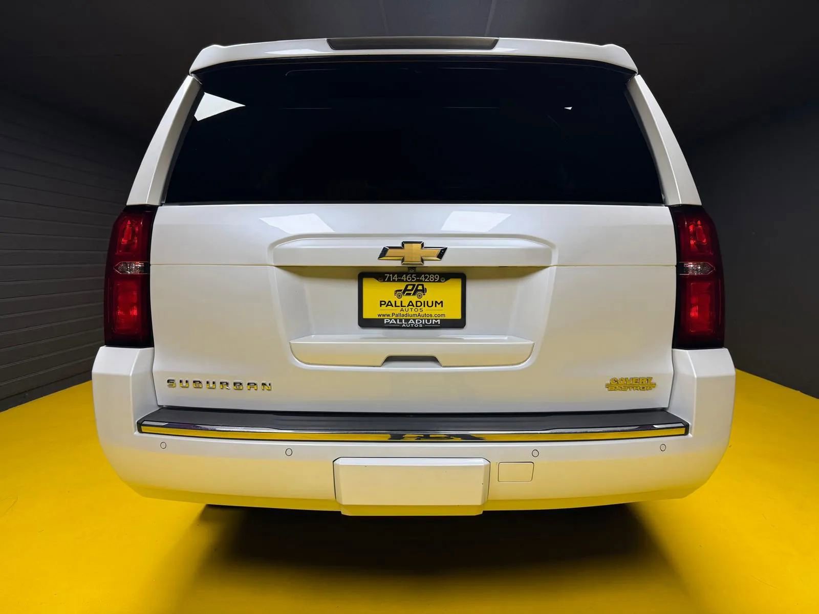 Used 2016 Chevrolet Suburban LTZ AWD/4WD image 5