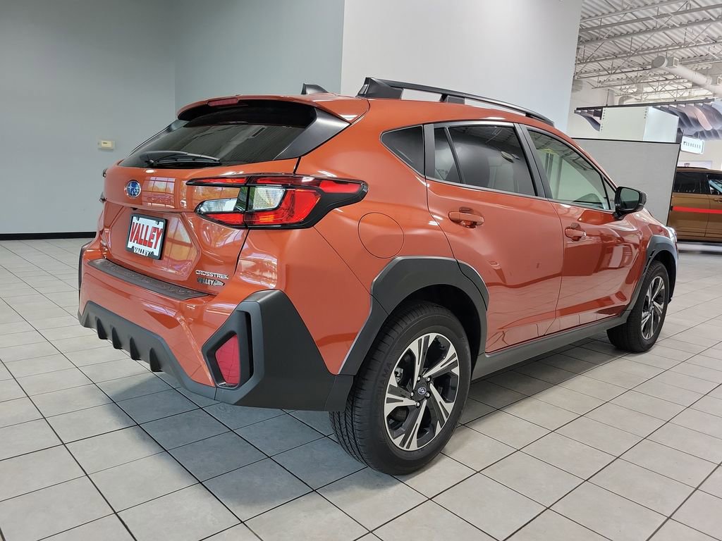 Used 2025 Subaru Crosstrek 2.0i Premium AWD/4WD image 10
