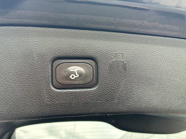 Certified 2023 Ford Edge SEL w/ Convenience Package image 12