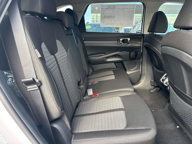 New 2026 Kia Sorento LX image 14