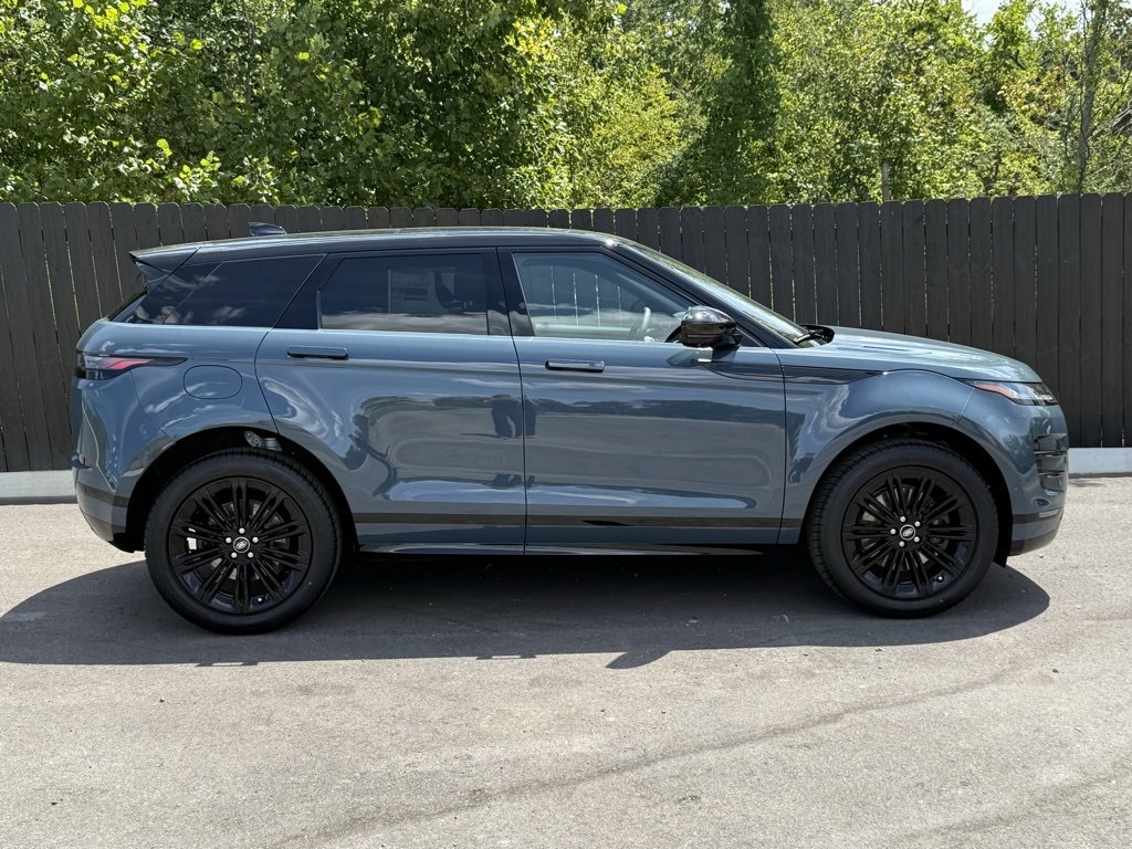 New 2026 Land Rover Range Rover Evoque Dynamic SE image 7