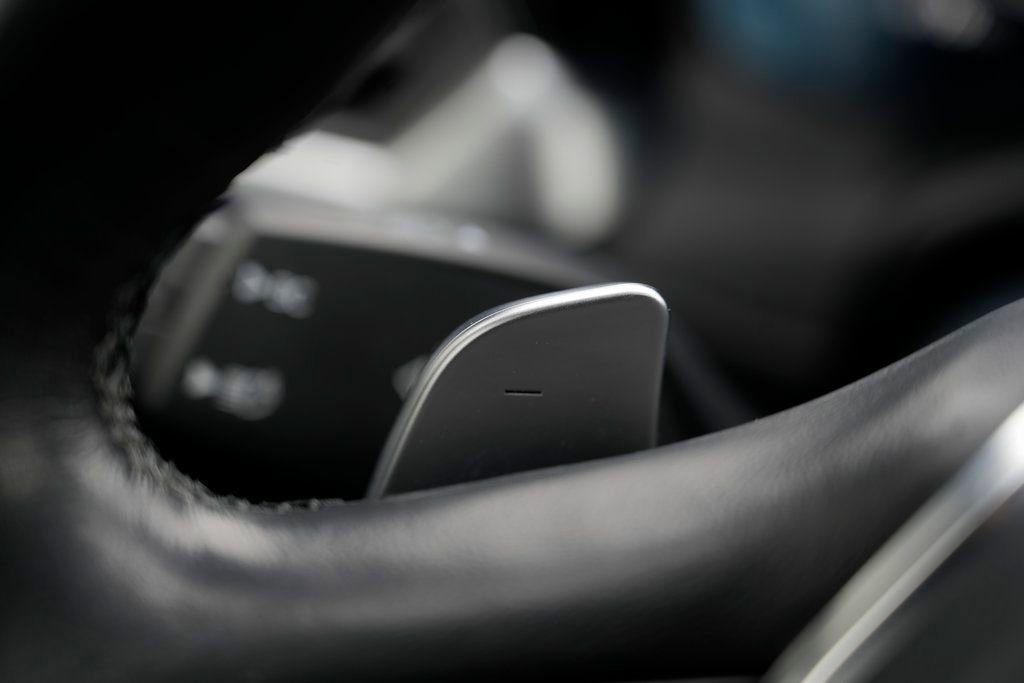 Used 2021 BMW 430i Convertible w/ Premium Package image 45