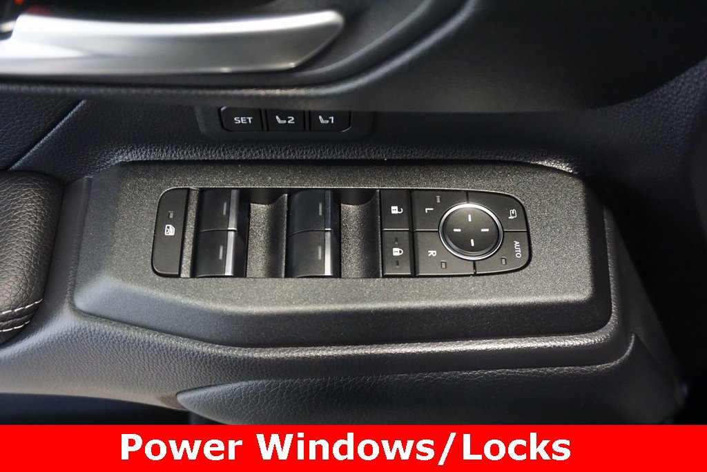 Certified 2024 Toyota Land Cruiser image 6