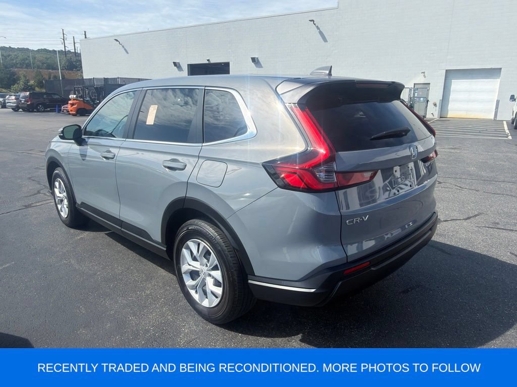 Used 2025 Honda CR-V LX image 4