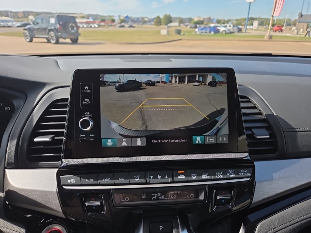 New 2026 Honda Odyssey Touring image 24