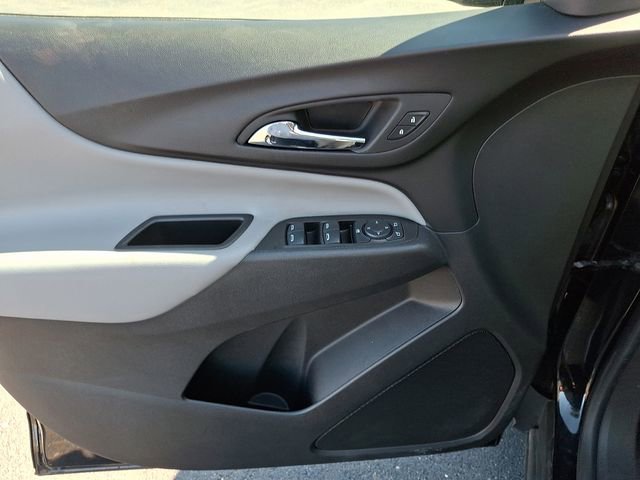 Used 2024 Chevrolet Equinox LS FWD image 12