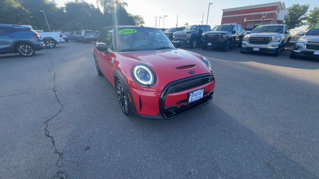 Used 2024 MINI Cooper S FWD image 2