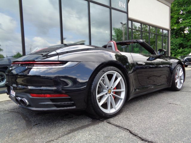 Used 2021 Porsche 911 Carrera RWD image 5