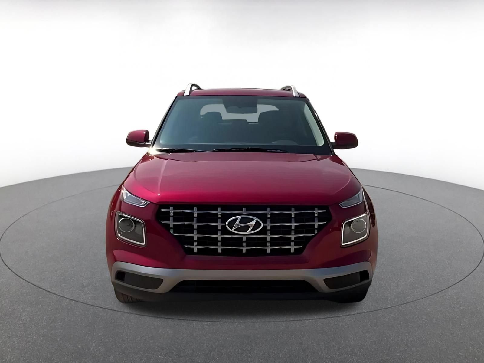 Used 2026 Hyundai Venue SEL FWD image 3