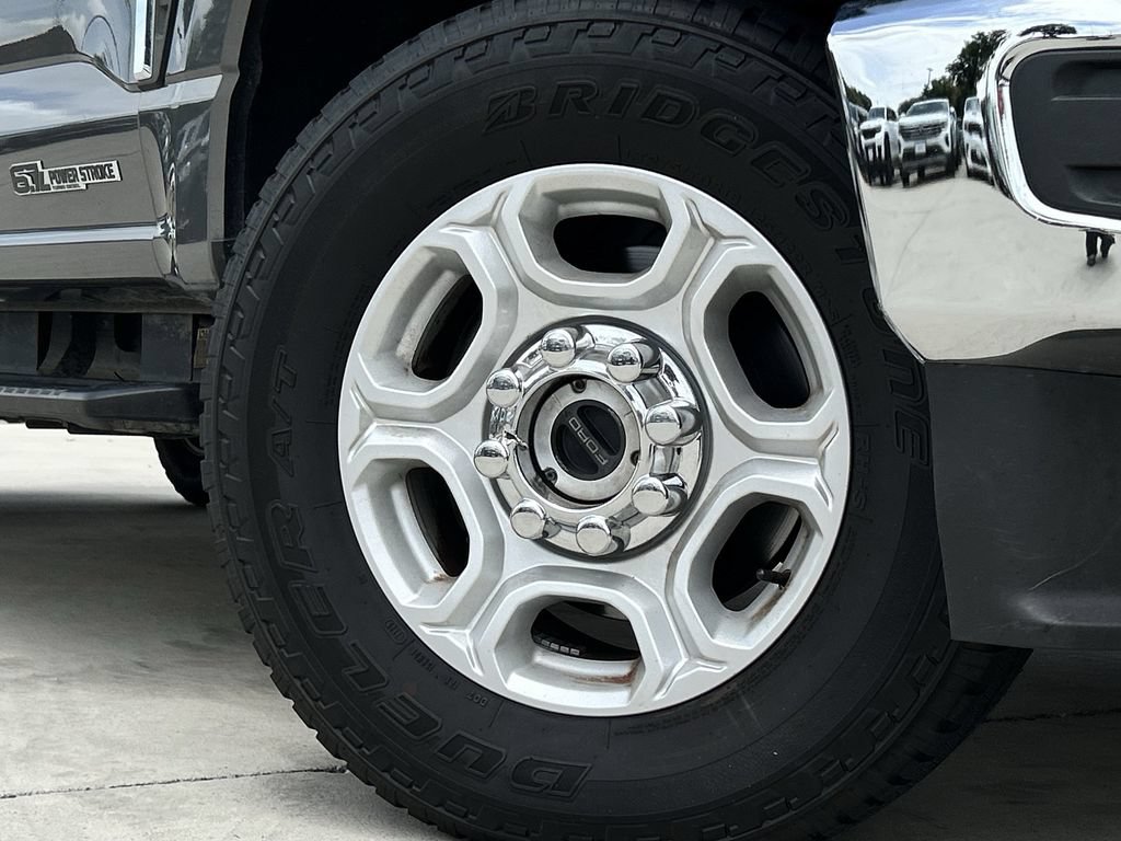 Used 2025 Ford F250 XLT w/ FX4 Off-Road Package AWD/4WD image 10