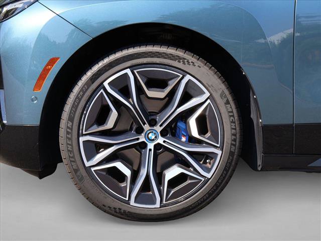 Used 2023 BMW iX M60 AWD/4WD image 27