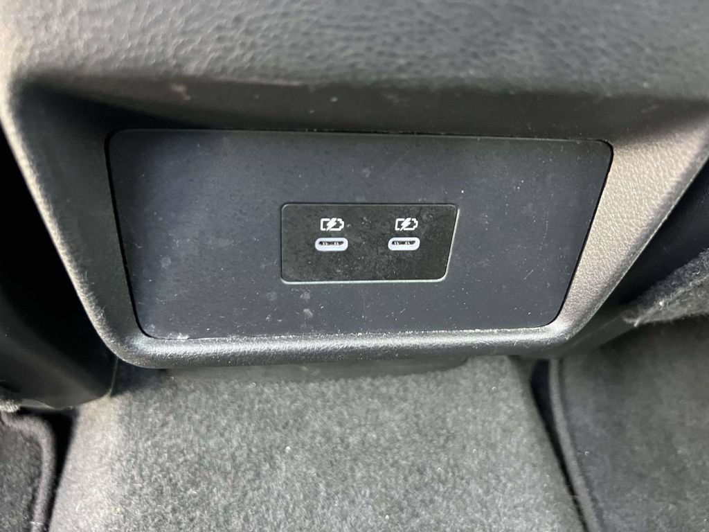 Used 2024 Nissan Rogue SV AWD/4WD image 12