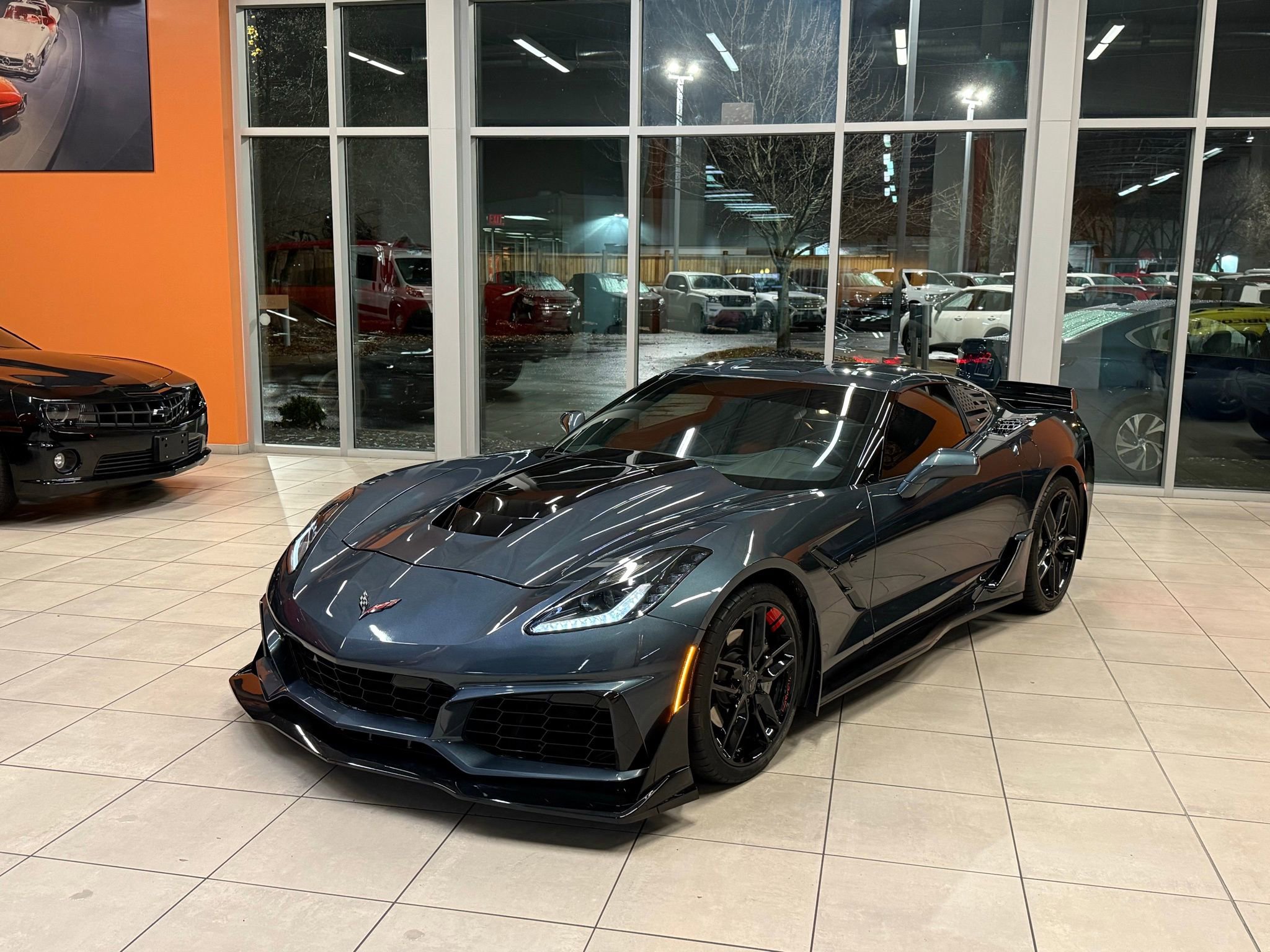 Used 2019 Chevrolet Corvette Stingray Coupe w/ Carbon Flash Badge Package image 1