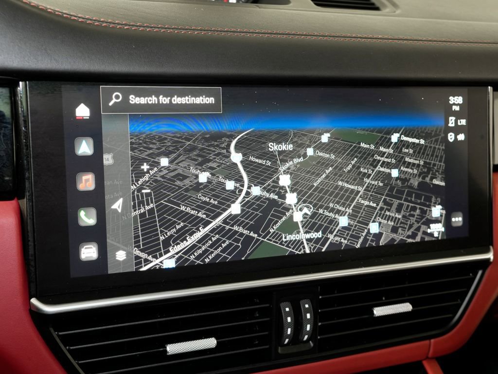 Certified 2023 Porsche Cayenne Turbo w/ Premium Package Plus (PI3) AWD/4WD image 32