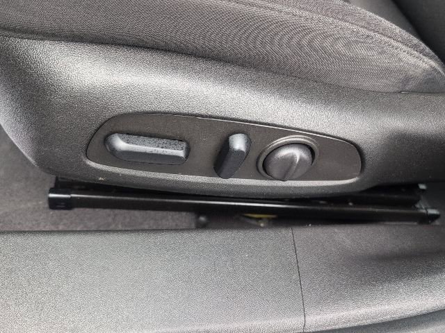 Used 2023 Chevrolet Malibu LT FWD image 18