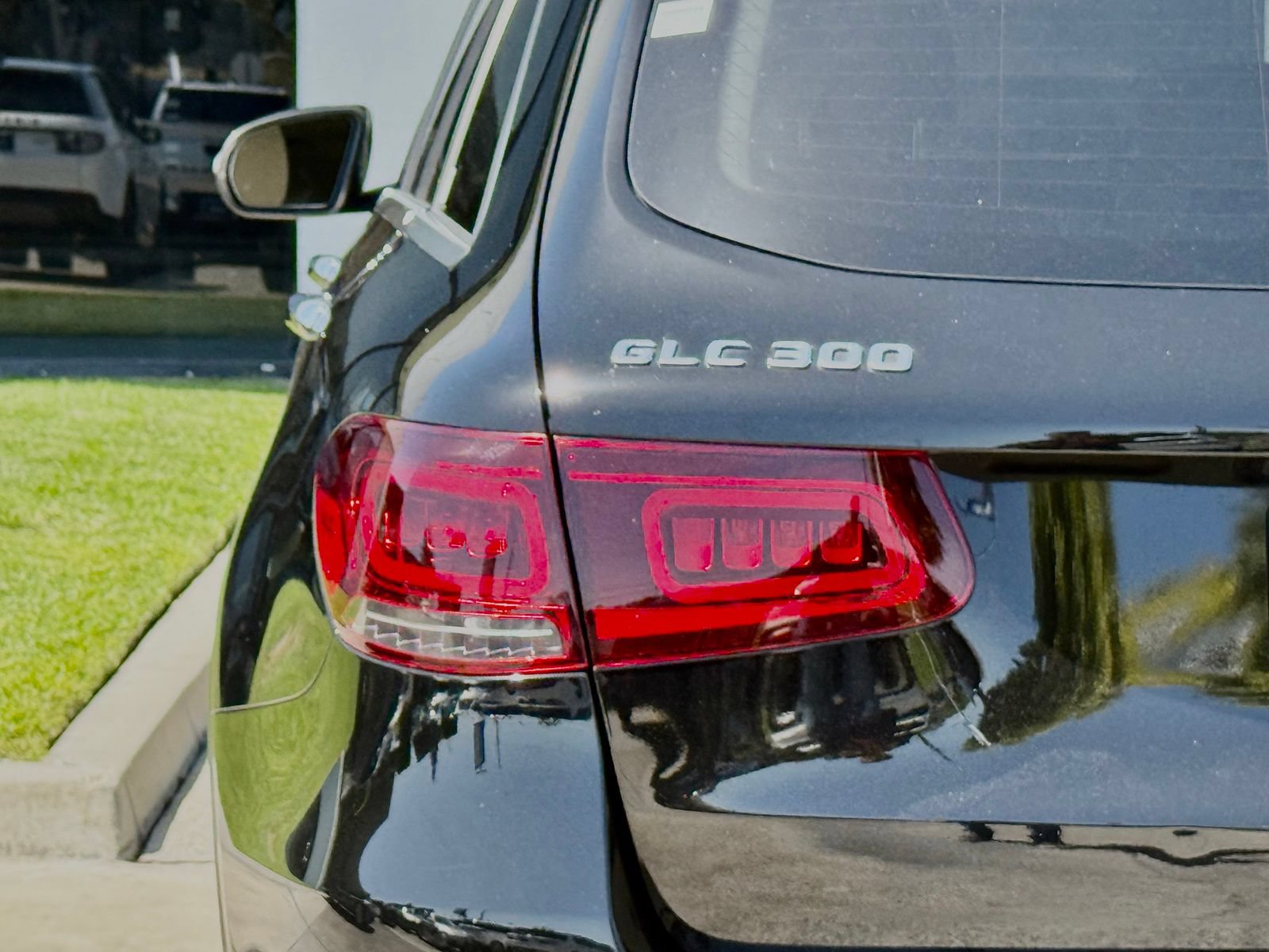Used 2021 Mercedes-Benz GLC 300 image 11