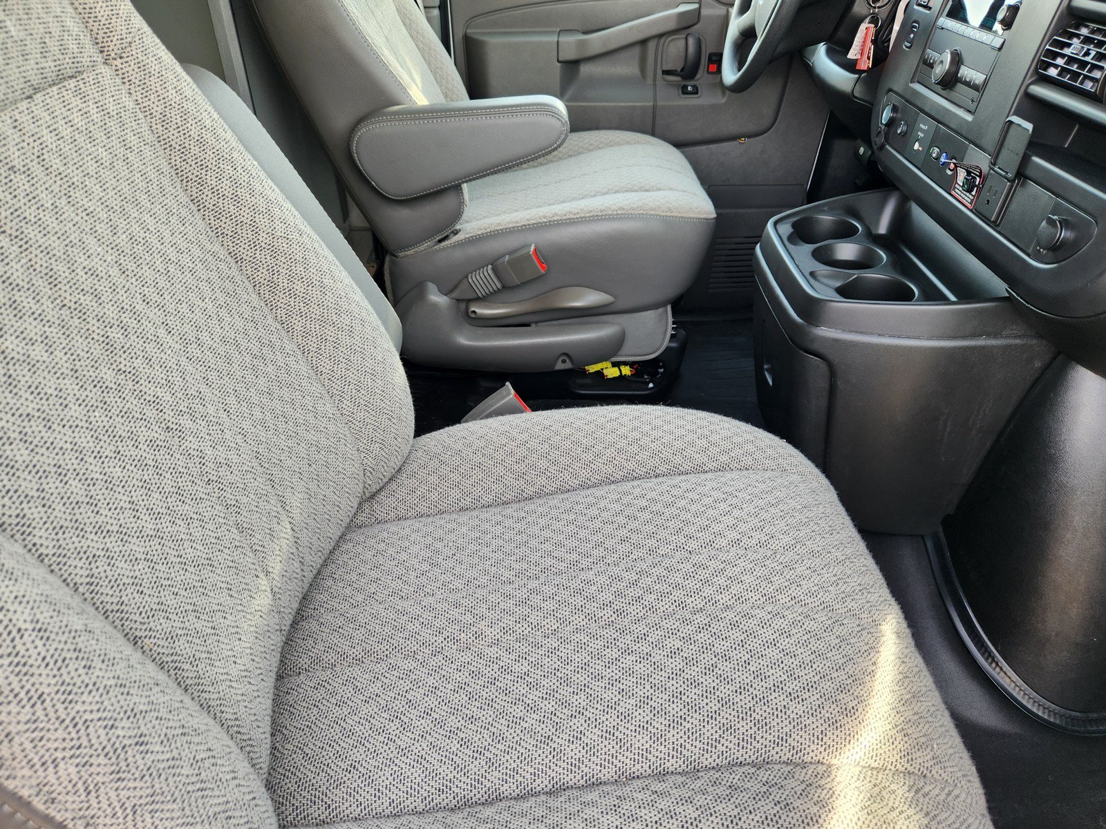 New 2025 Chevrolet Express 3500 w/ Power Convenience Package RWD image 10