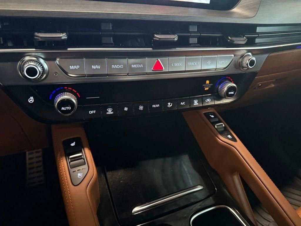 Used 2024 Kia Telluride SX Prestige X-Pro AWD/4WD image 9