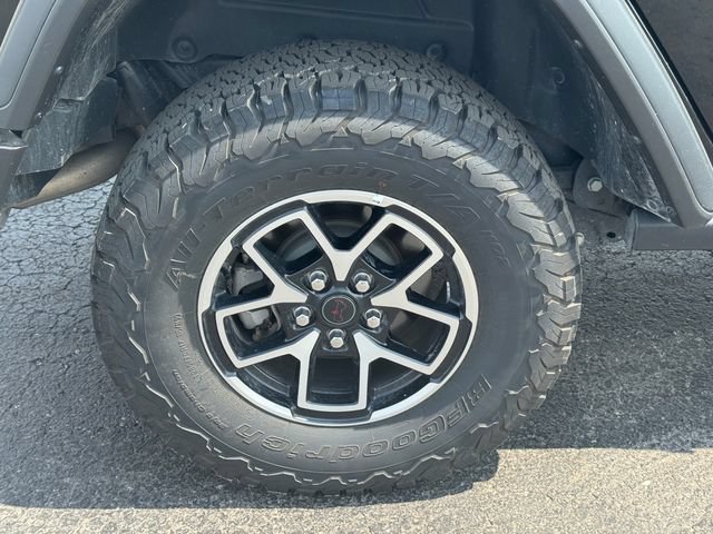 Certified 2026 Jeep Wrangler Unlimited Rubicon AWD/4WD image 12
