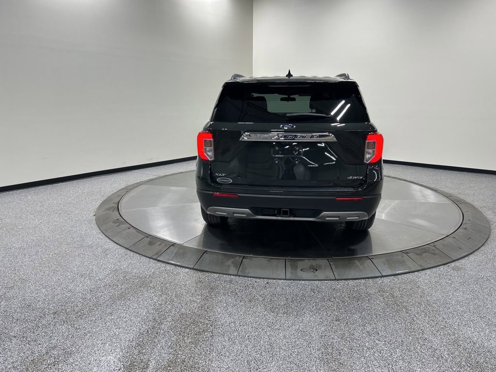 Certified 2023 Ford Explorer XLT w/ Equipment Group 202A image 8