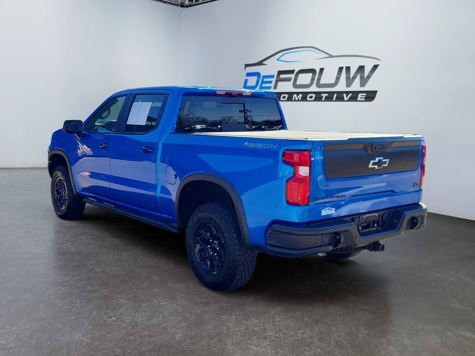 Used 2025 Chevrolet Silverado 1500 ZR2 w/ ZR2 Bison Edition AWD/4WD image 5