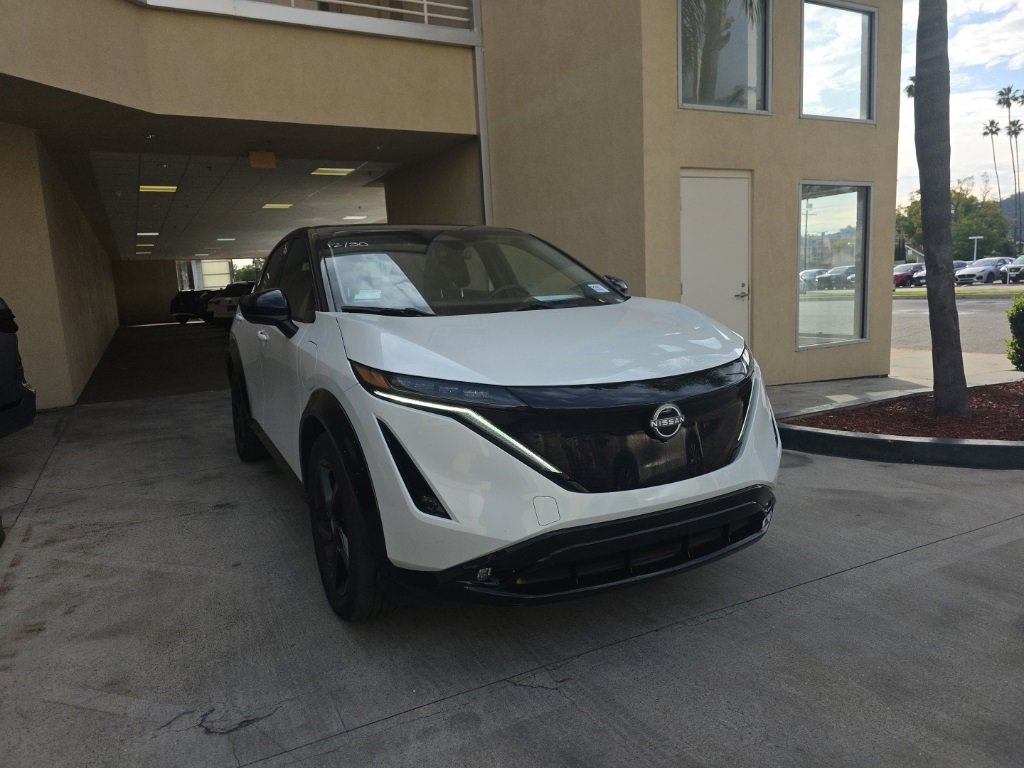 Used 2023 Nissan Ariya AWD