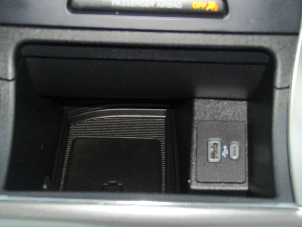 Used 2022 Ford Edge ST-Line image 29