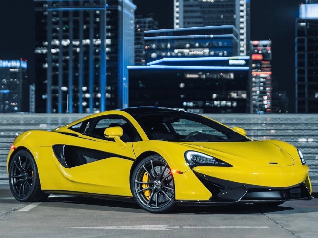Used 2018 McLaren 570S Coupe RWD image 26
