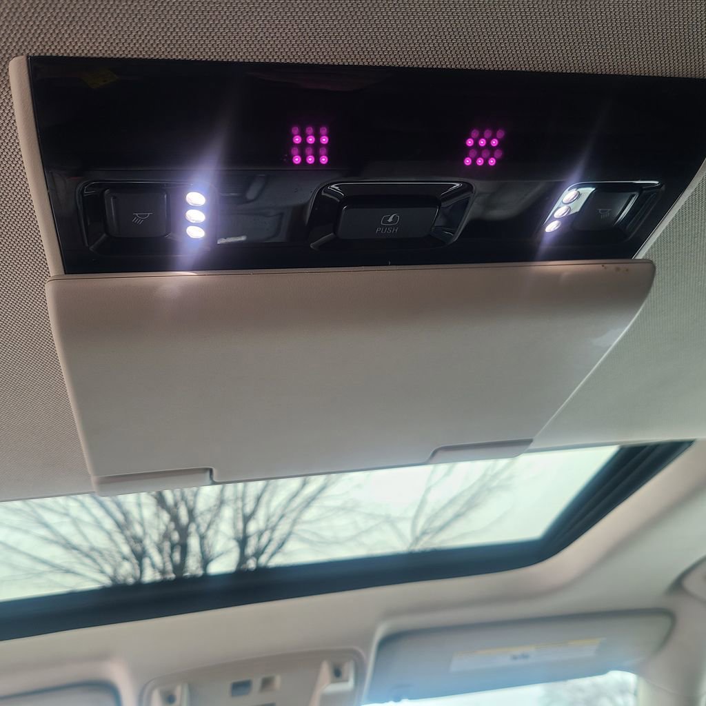 Used 2020 Chevrolet Tahoe Premier image 33