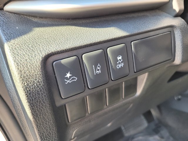 Used 2024 Mitsubishi Eclipse Cross LE AWD/4WD image 19