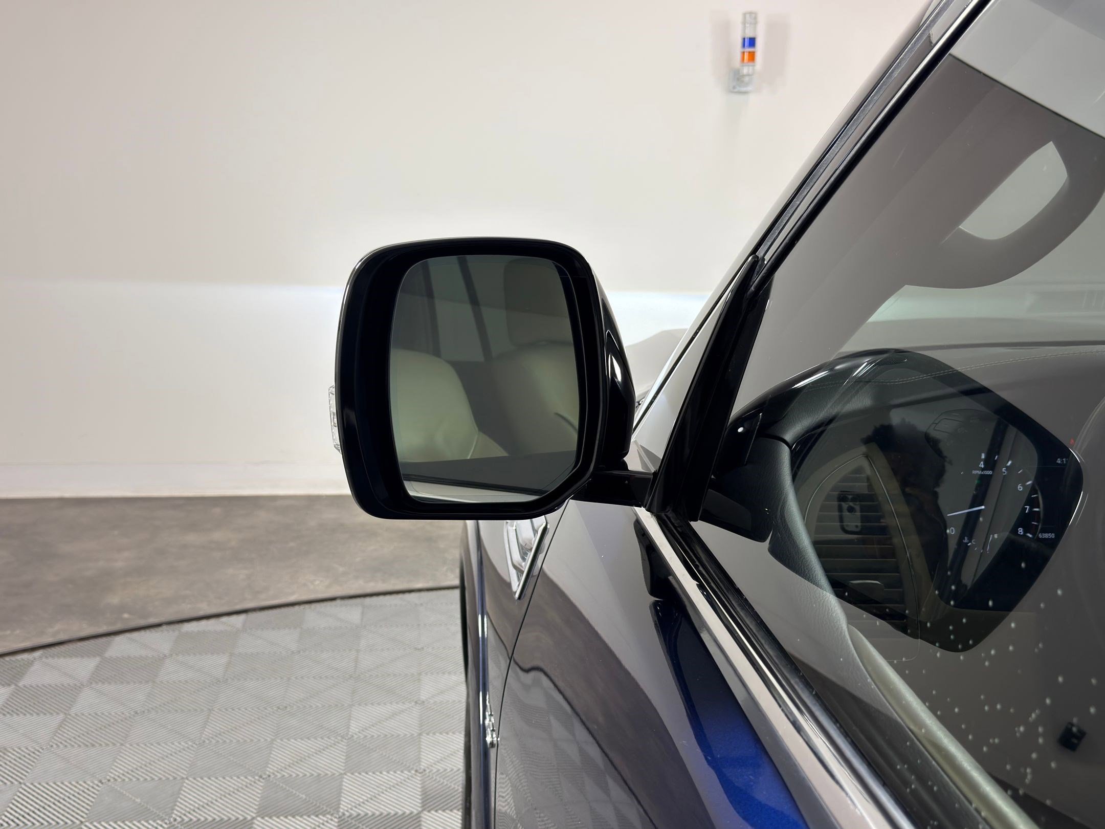 Used 2020 INFINITI QX80 Luxe w/ Sensory Package image 22