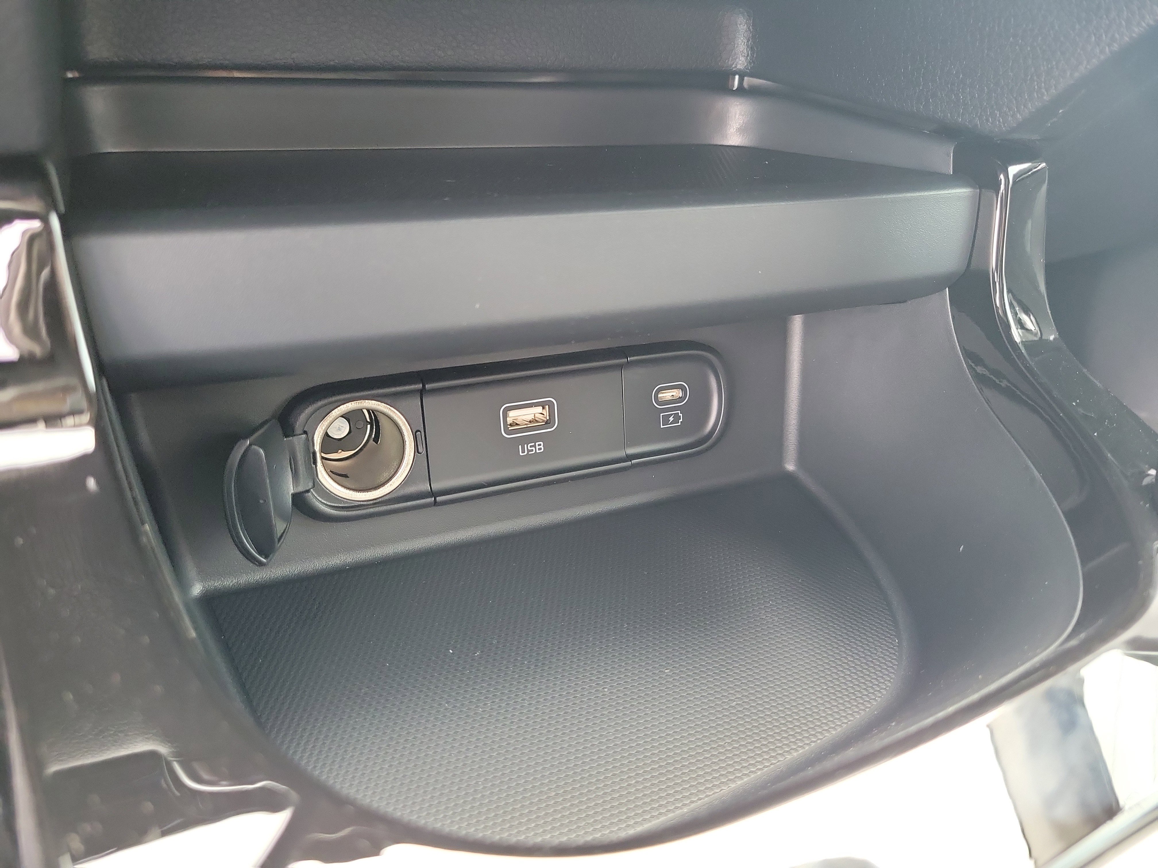 New 2026 Kia Seltos S FWD image 27