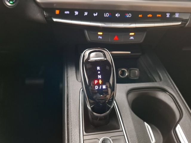 Used 2025 Cadillac XT4 Premium Luxury FWD image 30