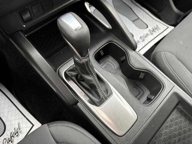 Used 2024 Nissan Frontier SV image 15