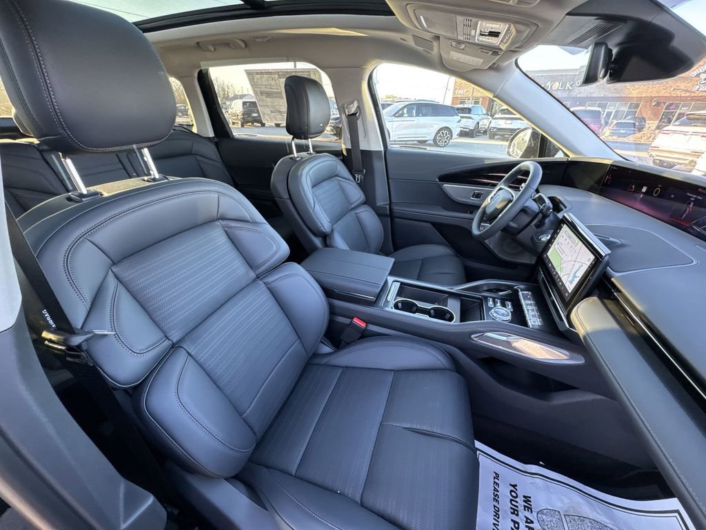 New 2026 Lincoln Nautilus Reserve image 25