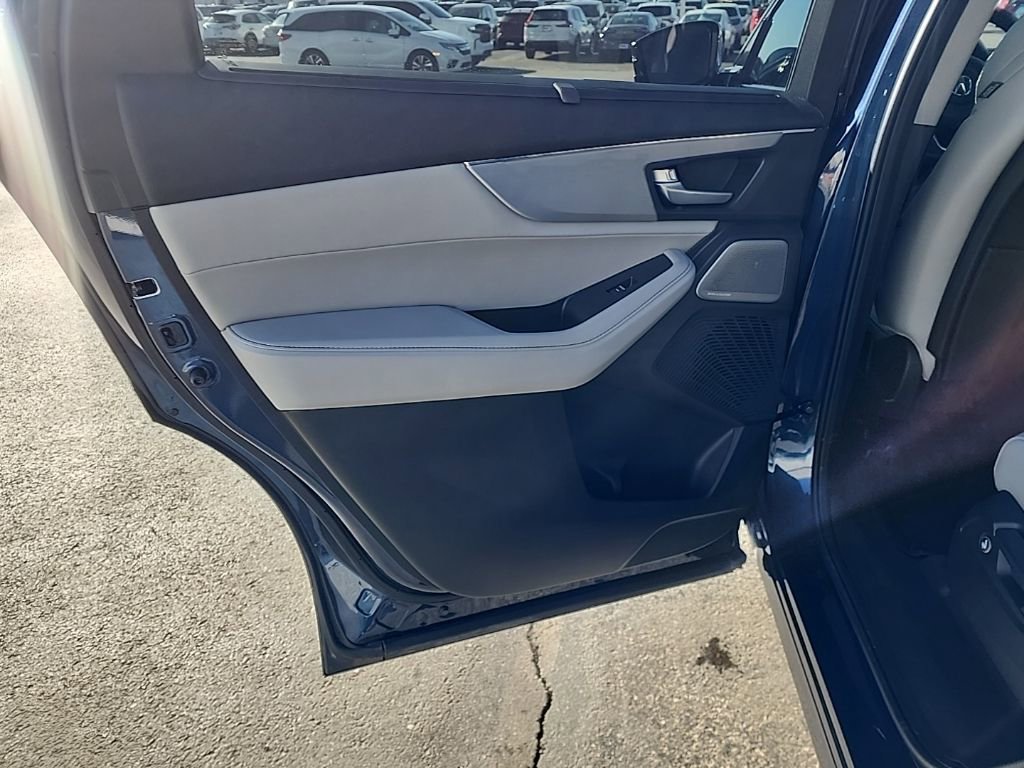 Certified 2026 Acura MDX w/ Technology Package image 26