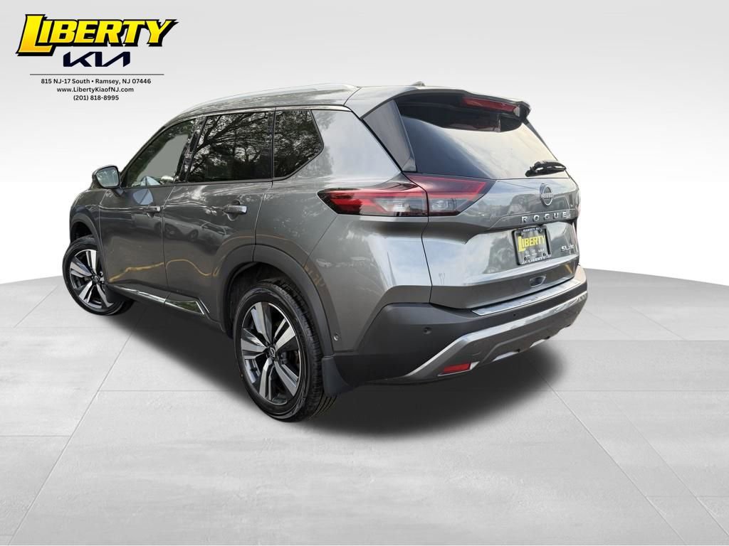 Used 2023 Nissan Rogue SL w/ SL Premium Package AWD/4WD image 5
