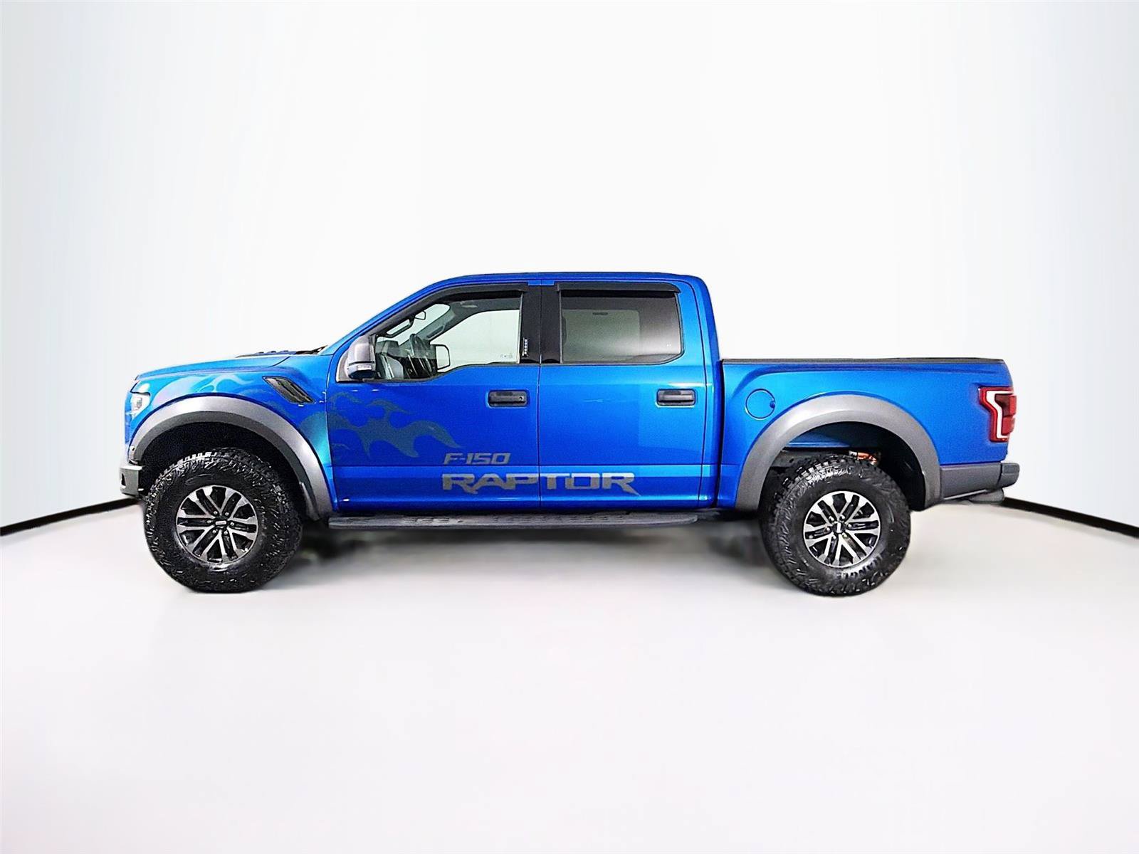 Used 2020 Ford F150 Raptor w/ Equipment Group 801A Mid AWD/4WD image 4