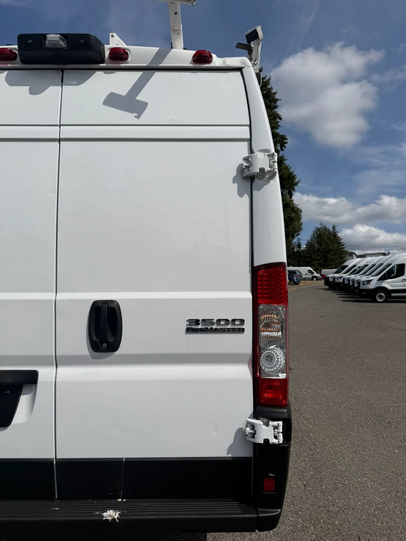 Used 2023 RAM ProMaster 3500 FWD image 17