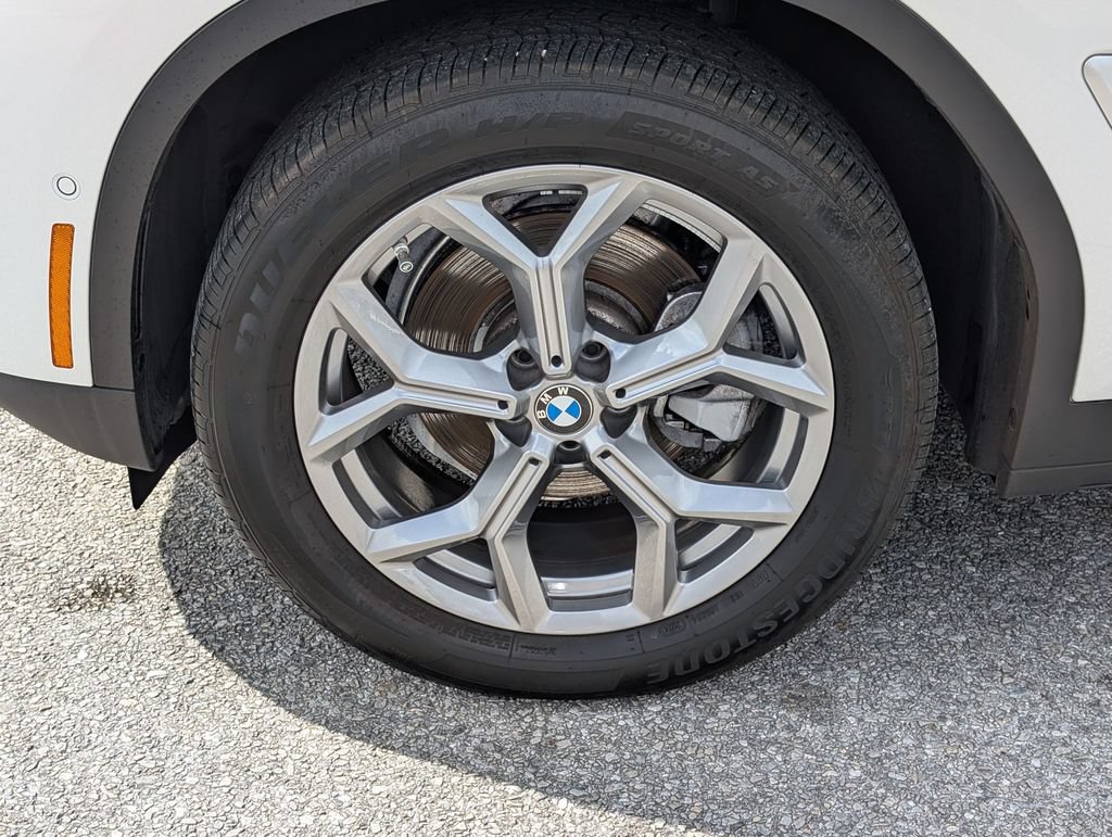 Used 2024 BMW X3 xDrive30i w/ Premium Package AWD/4WD image 9