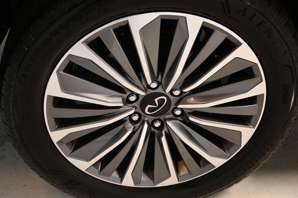 Used 2025 INFINITI QX80 Sensory image 20